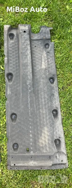 Кора под купе Фолксваген Голф 5 VW Golf, снимка 1