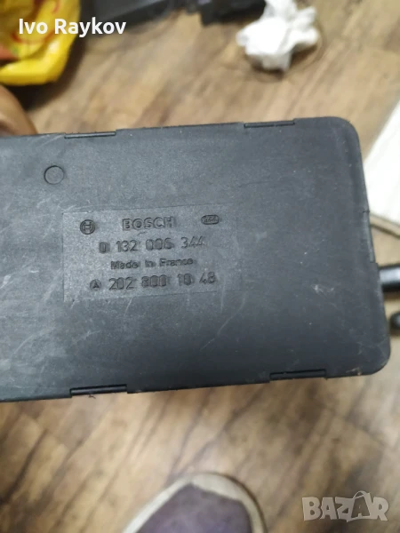 Вакуум помпа  за Mercedes C-class W202 , 202 800 10 48 , 0132006344, снимка 1