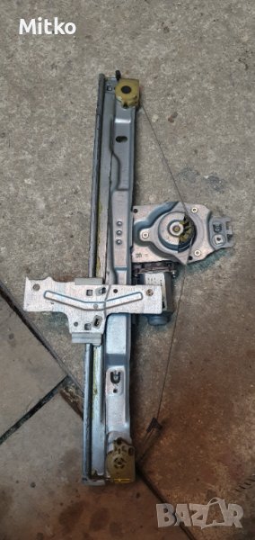 Стъклоповдигач Пежо 207》Peugeot 207, снимка 1