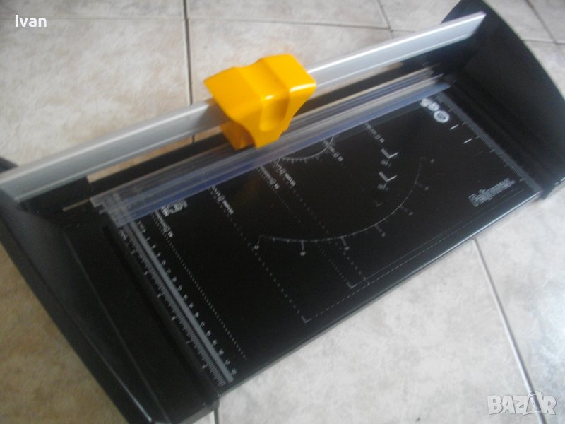 66см-Голяма Гилотина/Резачка За Хартия-А3-А6-Резец Видиран-ф50мм-Отлична-GAMMA, снимка 1