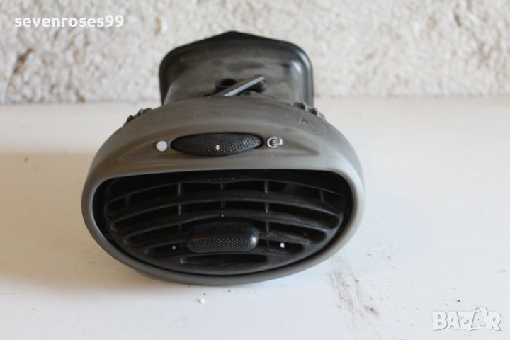Духалка табло дясна ляваФорд Фокус 1 1.8tdci 90 Ford Focus 2000 хечбек 98AB19893BJW , снимка 1