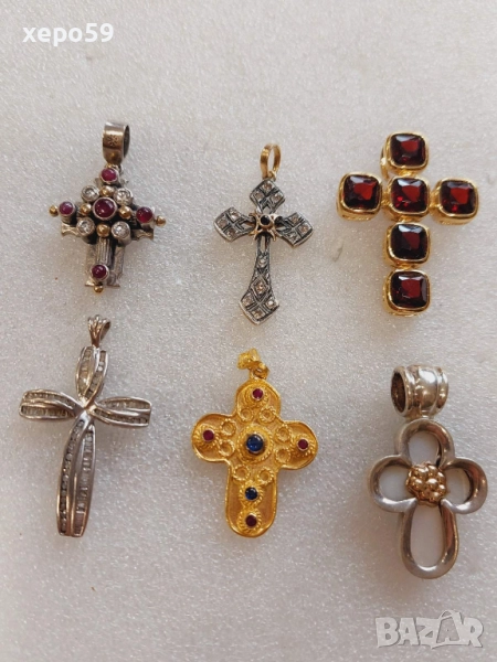 Лот стари кръстчета-материал злато, среро,диаманти,рубини,гранати, снимка 1