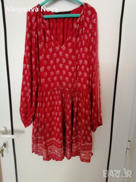 Zara trafaluc червена рокля с фигурки , снимка 1