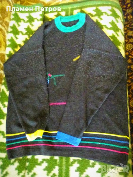 ПРОДАВАМ блузи плътни , снимка 1