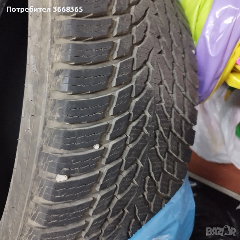 Нокиан зимни гуми 235/55/20, снимка 1