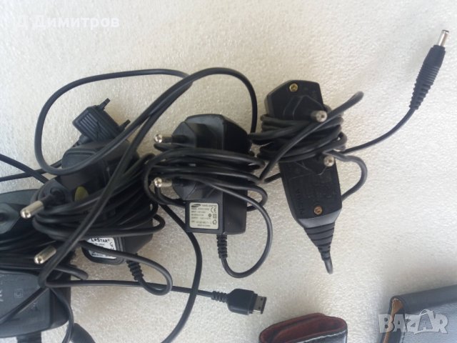 Лот оригинални зарядни за телефони + кейсове, снимка 3 - Оригинални зарядни - 37024945