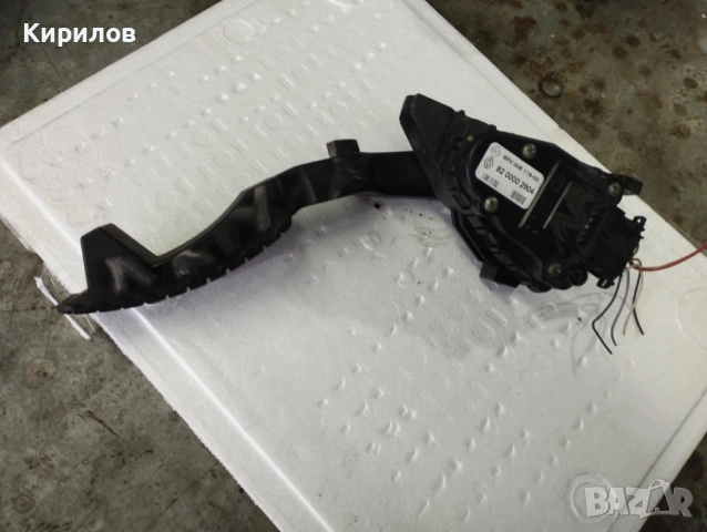 Педал за газта - потенциометър за  Рено Лагуна Renault Laguna 8200002904