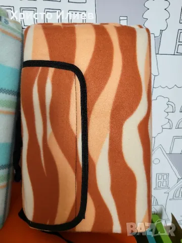 Одеяло за пикник 135см х 175см Сгъваемо с дръжка Постелка 3 цвята, снимка 4 - Къмпинг мебели - 47786937