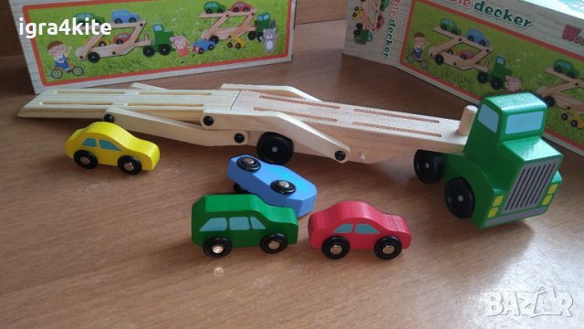 Подвижен Дървен Автовоз камион с 4 колички и голяма дървена платформа , снимка 15 - Образователни игри - 36583993