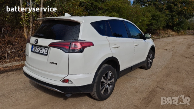 TOYOTA RAV4 2. 0 Diesel 143hp Ръчни скорости, снимка 3 - Автомобили и джипове - 52470007