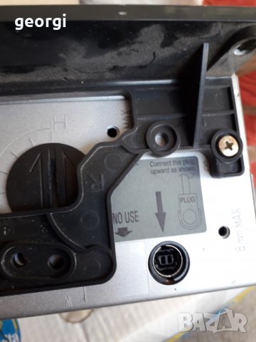 CD Charger JVC за кола, снимка 5 - Аксесоари и консумативи - 31248311