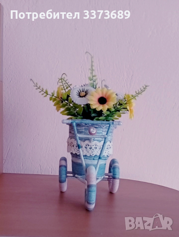 Декоративно колело, цветно  с кошничка  цветя, снимка 3 - Декорация за дома - 44535289