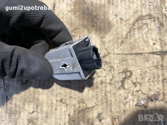 Сензор на Вратата 068900-4670 Mazda CX3 4х4 77kW 1.5дизел 2015, снимка 3 - Части - 53350936