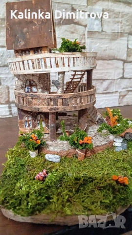 Къща с цветя на три нива-ръчна изработка., снимка 8 - Декорация за дома - 53055284