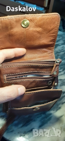 Продавам мъжка кожена чанта през рамо, снимка 6 - Чанти - 51712150