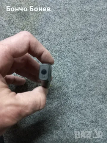 Ключ рибка за мерцедес W211, снимка 2 - Части - 49646372