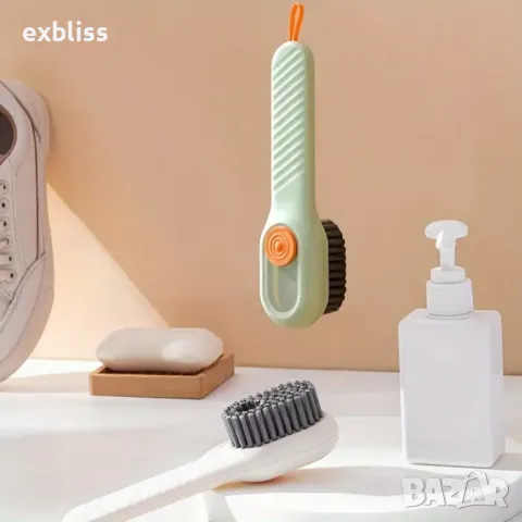 Универсална четка за дрехи и обувки с дозатор, снимка 3 - Мопове, кофи, четки и метли - 49197268