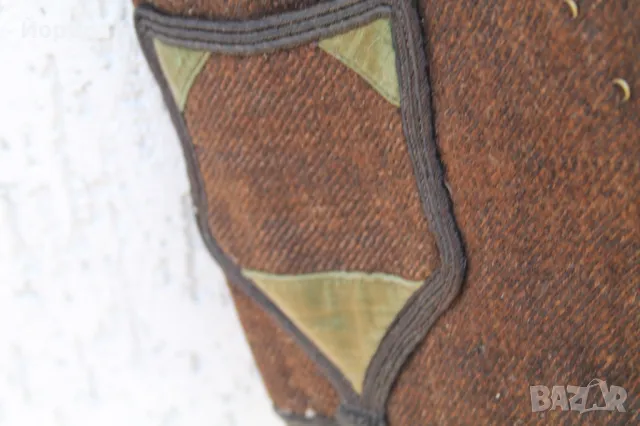 Оригинално вълнено елече, снимка 4 - Антикварни и старинни предмети - 47537479