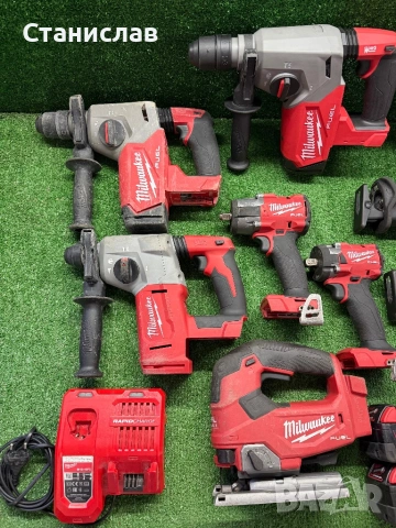 Milwaukee 18v перфоратор/мултитул/саблен трион/ батерии/ зарядно , снимка 2 - Други инструменти - 54194716