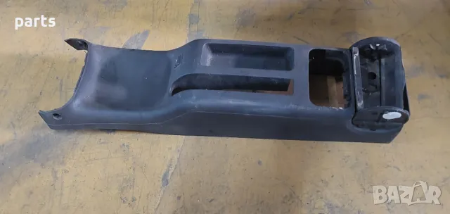 Панел Ръчна Спирачка VW Голф 4 (1), снимка 3 - Части - 48235713