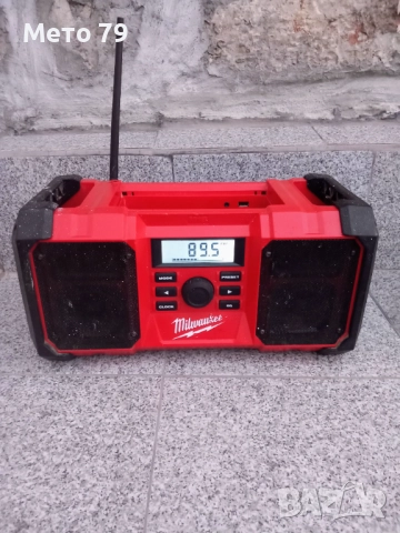 Milwaukee M18 JSR Строително радио
