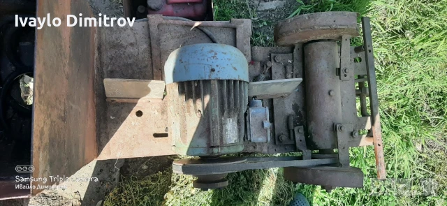 Шмиргел + роначка за царевица, снимка 2 - Други инструменти - 51154412