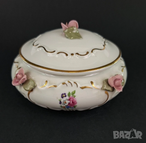 Кръгла бижутерка Sandizell, Dresden, снимка 2 - Други - 52838435