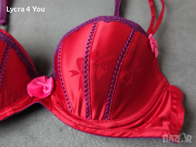 Victoria's Secret Sexy Little Things 34B/C червен сатенен сутиен, снимка 3 - Бельо - 42796414