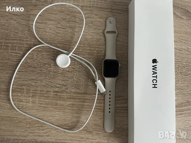 Apple Watch SE (2nd Gen) 40mm
Model A2722 