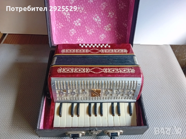 Детски Акордеон Малыш - СССР - 16 Баса, снимка 1