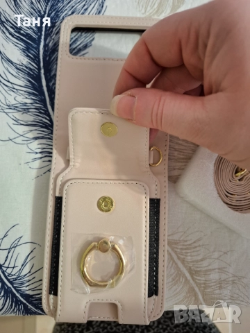 Често нов гръб/калъф за Motorola Razr 40 / Моторола Raz 40 5 G, снимка 2 - Калъфи, кейсове - 52851136