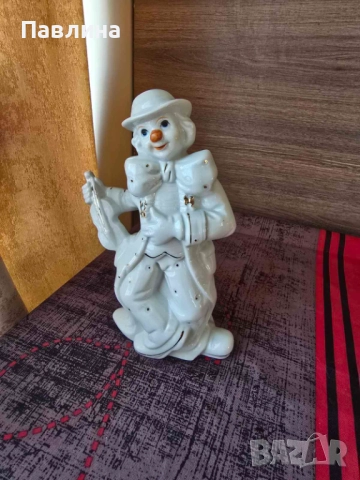 Порцеланова фигура клоун, снимка 6 - Статуетки - 51772583