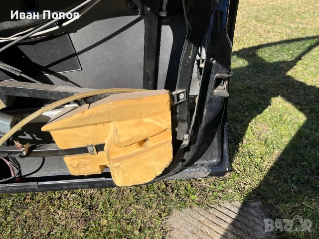 Предна дясна врата Ауди А4 Б5, снимка 5 - Части - 52259734