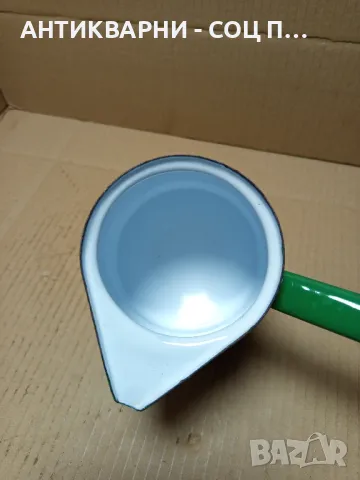 Соц Старо Емайлирано Голямо Джезве 1.300лт., снимка 2 - Антикварни и старинни предмети - 49924316