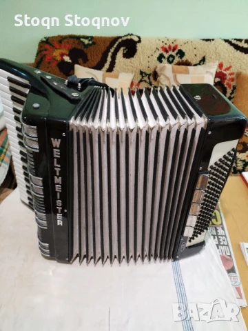 Акордеон Велтмайстер ЕС 4, снимка 3 - Акордеони - 50774476