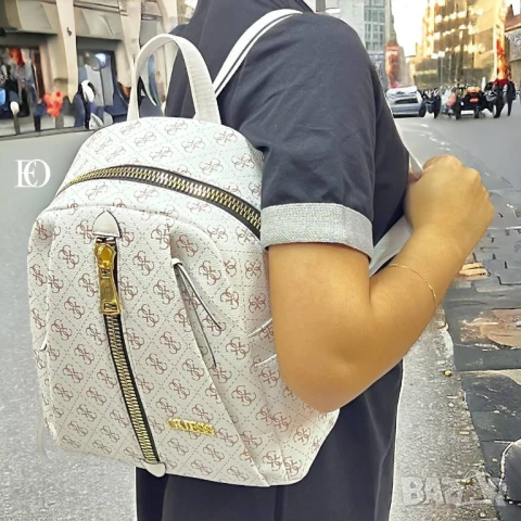 раници chanel guess gucci louis vuitton tommy hilfiger , снимка 18 - Раници - 51394006