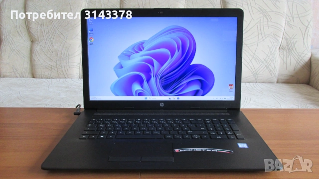 17.3 инча HP с Intel i3-7020,SSD 256 GB лаптоп