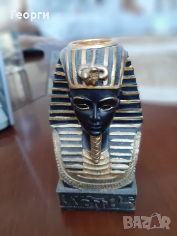 Тутанкамон статуетка