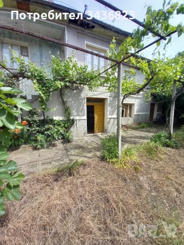 продавам двуетажна къща в село Тополово, снимка 4 - Къщи - 42613923