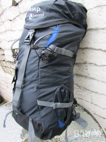  Туристическа раница Gelert Beyond Impact 35 L, снимка 7 - Раници - 54347731