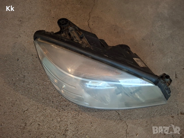 2 броя оригинални фарове за Мерцедес w204, снимка 2 - Части - 53903939
