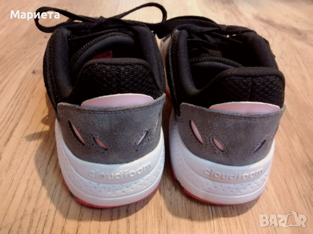 Дамски Маратонки като нови  Adidas 37 1/3 в черно, сиво и розово естествена кожа , снимка 5 - Маратонки - 44741993