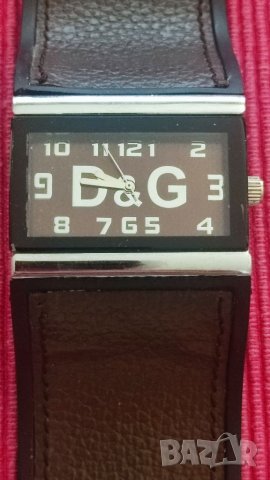 Часовник D&G. 