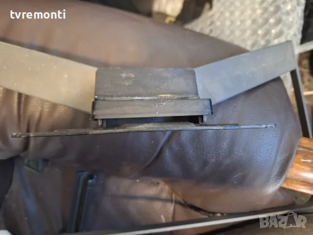 оригинална стойка за телевизор Philips модел 40PFL4508M/08, снимка 3 - Стойки, 3D очила, аксесоари - 47798268