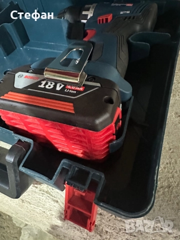 Куфар Bosch Professional 18V, снимка 6 - Куфари с инструменти - 52044384