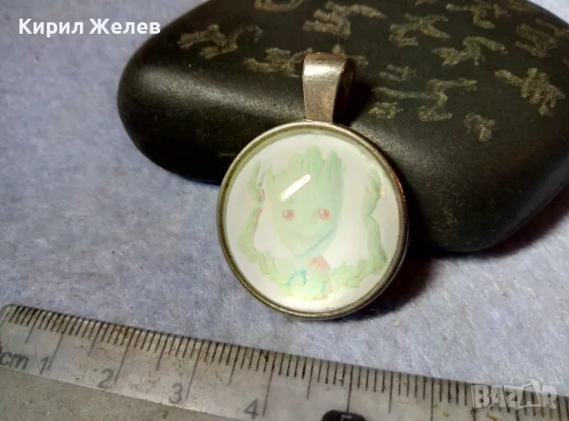 "АЗ СЪМ ГРУТ!" СИМПАТИЧЕН АРТ МЕДАЛЬОН ФИЛМОВ ГЕРОЙ на МАРВЕЛ Грут От ПАЗИТЕЛИ на ГАЛАКТИКАТА 43457, снимка 4 - Колиета, медальони, синджири - 48828005