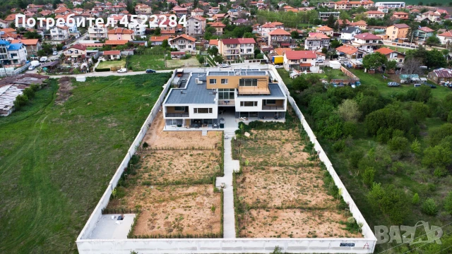 Мезонет с прилежащ двор, снимка 1