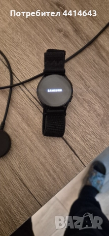 Смарт часовник Samsung, снимка 3 - Смарт часовници - 52595129