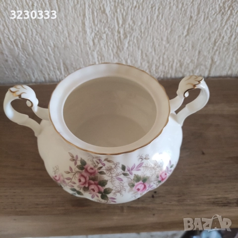 Порцеланова захарница/солници Royl Albert, снимка 5 - Аксесоари за кухня - 52419758