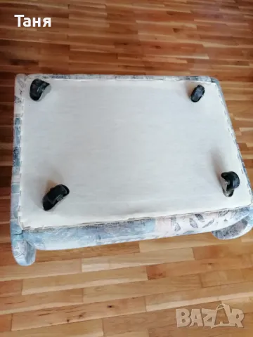 Холна гарнитура от разтегателен диван с железен механизъм, две табуретки и два фотьойла, снимка 8 - Дивани и мека мебел - 49789733